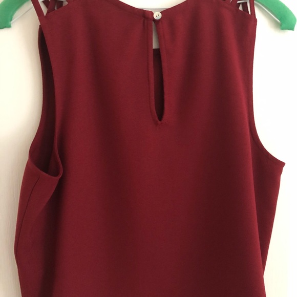 Abercrombie sleeveless blouse - Picture 2 of 3